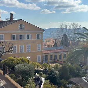 Joli 2 Pièces Vue Centre Historique De Appartamento